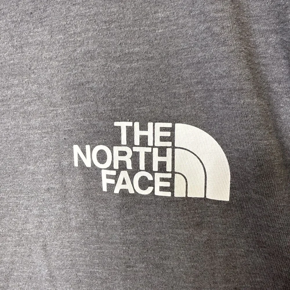The North Face Mens Medium M Gray Never Stop Exploring Graphic Tee Short Sleeve